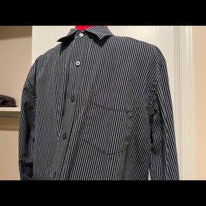Men’s Gap Long Sleeve Fitted Button Down Dar Blue Striped Shirt  L  NWOT